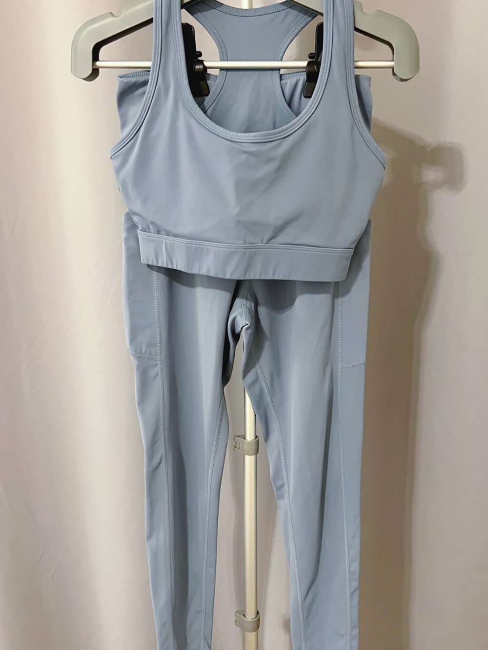 SHEIN Active Set – XS (Sports Bra + Leggings) Periwinkle Blue